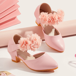 2025 New Shoes New High Heeled Pointed Flower Hollow Princess Sandals for Girls Children's Performance