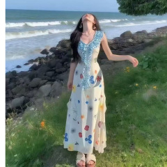法式多巴胺碎花飞飞袖连衣裙子女夏季度假风时尚休闲绝美修身长裙