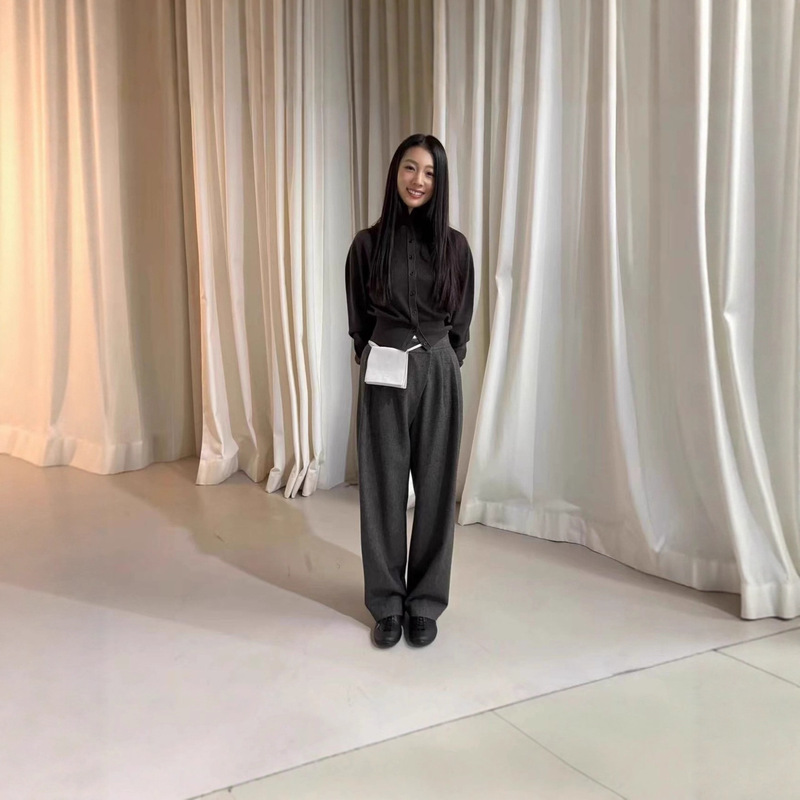 Now Amo*Ent Touch Head Splicing Button Cardigan Korean Designer Women's High Collar Wool Korean Knitwear Now Amo*Ent Touch Head Splicing Button Cardigan Korean Designer Women's High Collar Wool Korean Knitwear