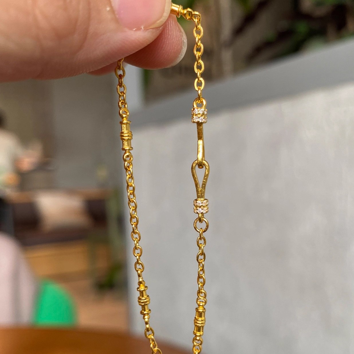 Xiaohongshu's Same Style New Chinoiserie Retro Style Gold Bracelet for Women, Accessible Luxury Niche Design, Exquisite Elegant Bracelet