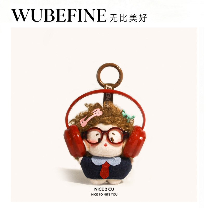 Authentic Niche Style Fluffy Character with Hat Backpack Pendant, High-End and Unique Interesting Bag Charm Keychain Trendy