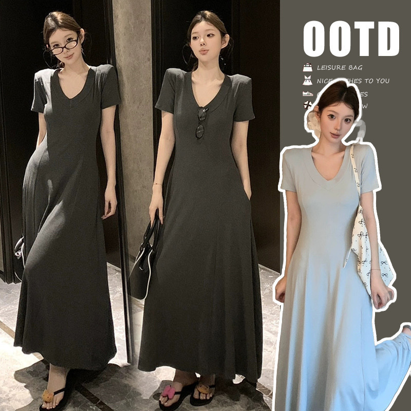 Maternity Summer dress 2025 New Hot Mom Ice Silk High-end Super Good-looking Summer Long Short-sleeved Skirt