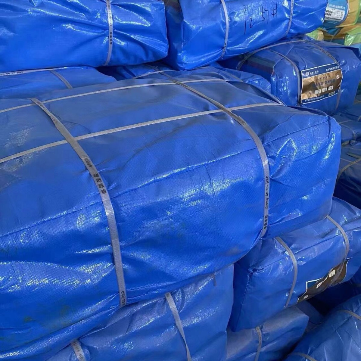 新疆聚乙烯防雨篷布金包银水晶绿篷布乌鲁木齐防雨水篷布厂家直销