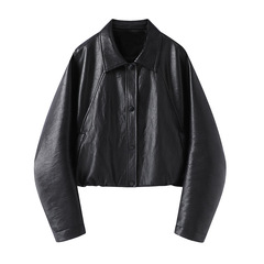 黒いpuの皮の服の女性の2025年の春の服装の新型の復古の機関車の風のゆったりしている小さい背のコート950111602