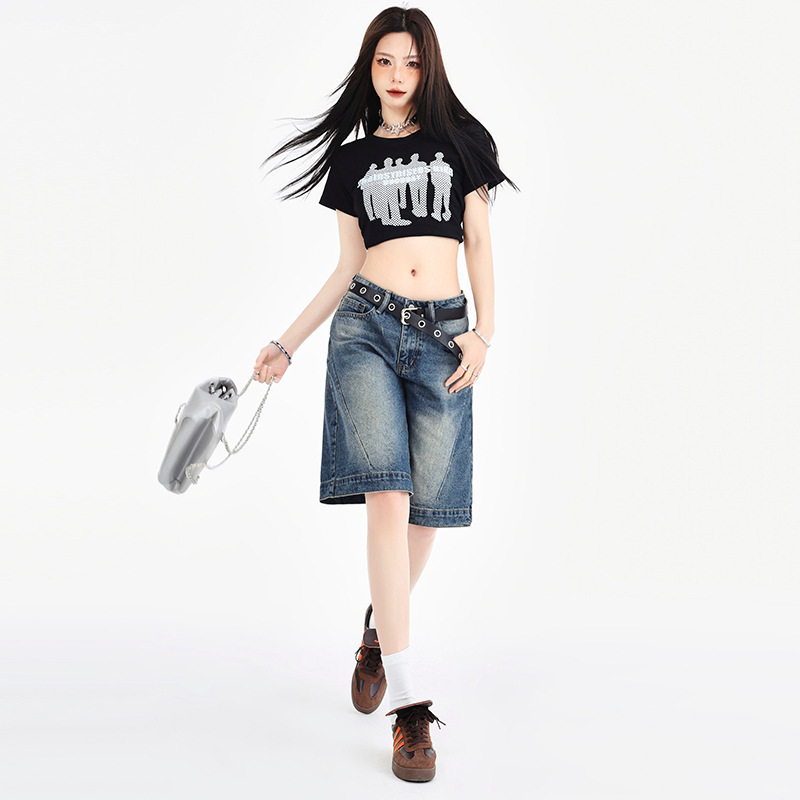 2026 American Retro Style Five-Point Denim Shorts with Tailored Cut, Straight Leg, Loose Fit, Low Waist, Washed, High-Quality Denim