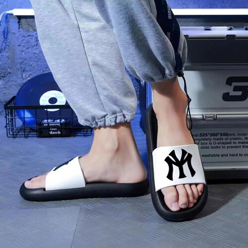 Men's Summer Wholesale Plus Size Bathroom Anti-Slip Couple Household Home Shoes with Squishy Feeling Cool Slippers Trend