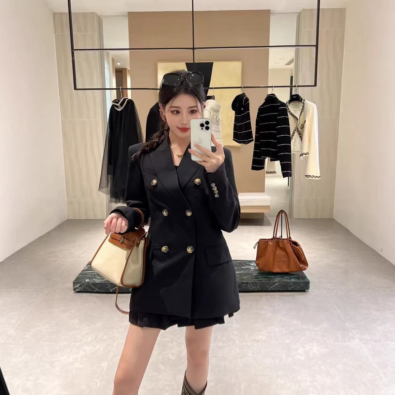 New Autumn and Winter Double-Breasted Blazer for Women, High-End, Waist-Cinching, Slimming, Elegant, Short Commuter Blazer