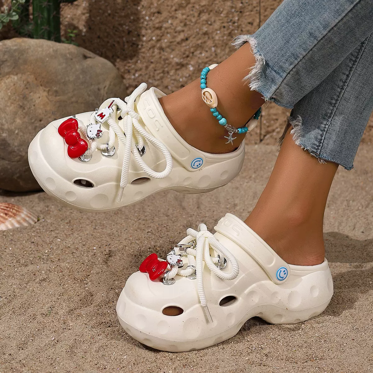 时尚卡通洞洞鞋女外穿透气不臭脚增高沙滩凉鞋厚底防滑包头拖鞋