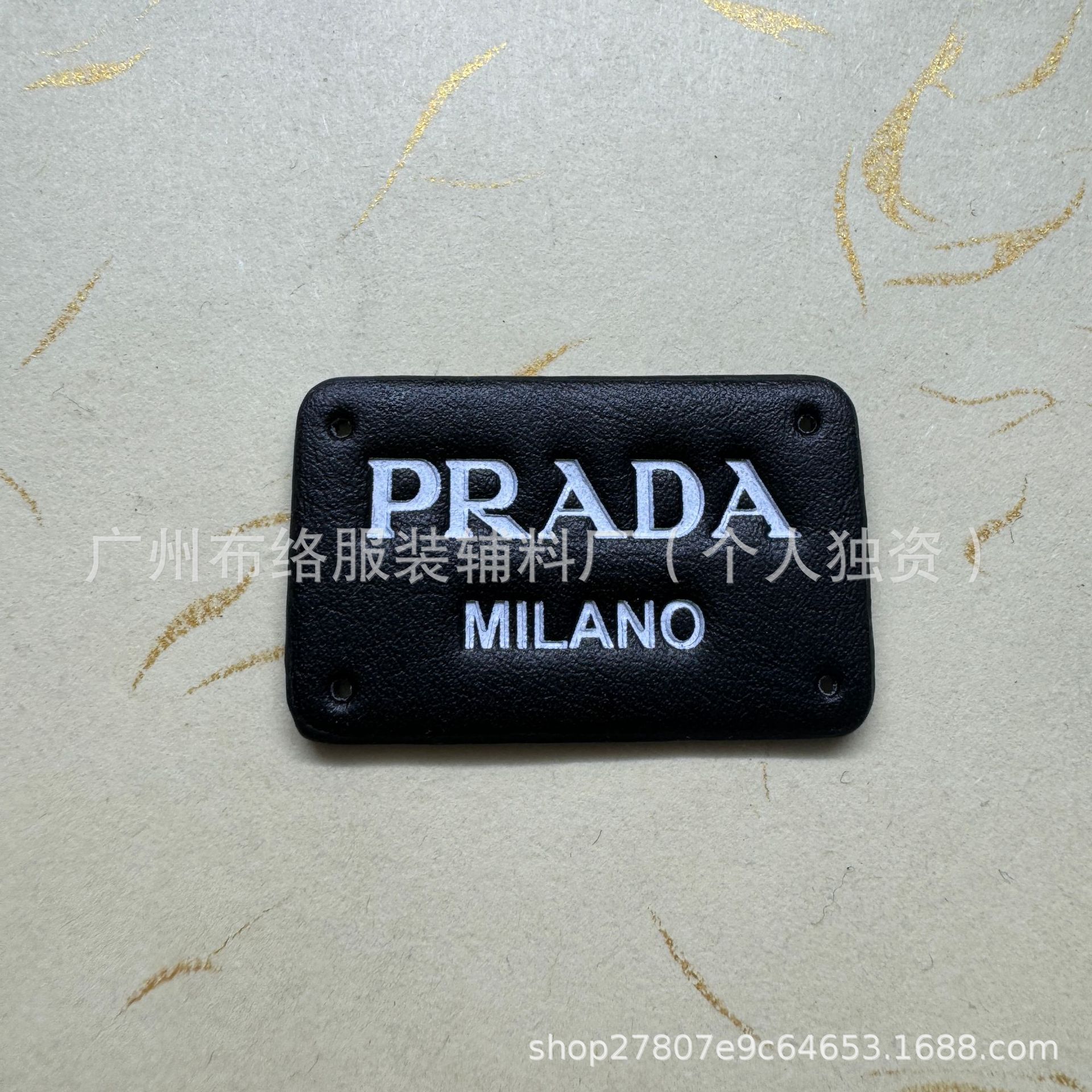 New P home alo home miumiu home four-hole oil edge leather label hat…