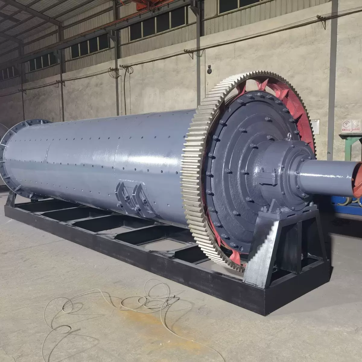 直销9018小型球磨机 卧式重晶石磨粉设备 干式自转破碎球磨机