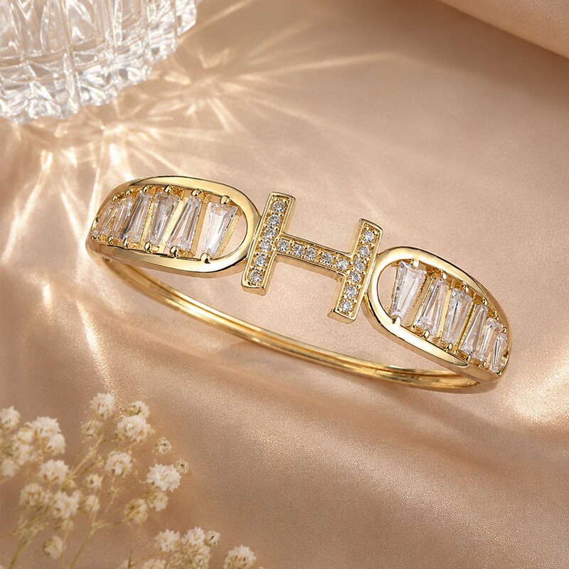 Luxurious classic H-shaped zirconia bracelet, stylish and sophisticated, versatile for parties, commuting, and as a gift