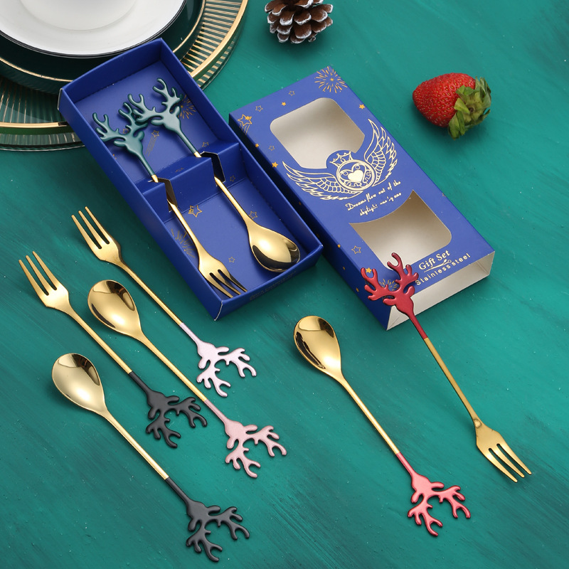 Christmas stainless steel spoon Fork gift tableware set elk coffee spoon fruit fork 304 mixing spoon ice cream spoon Christmas stainless steel spoon Fork gift tableware set elk coffee spoon fruit fork 304 mixing spoon ice cream spoon