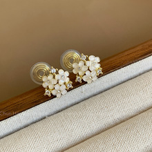 С���»�����hŮ�p�ݚ��|�߼��о��¶��С�����ض��A�o�������