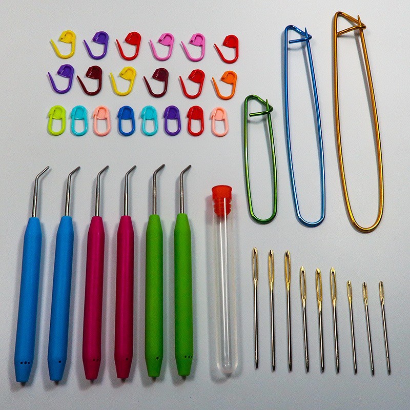 Transfronterizo 10 cuadrículas 120 piezas de plástico en caja pequeños alfileres, marcas, hebillas, suéteres, herramientas de tejido, materiales de bricolaje