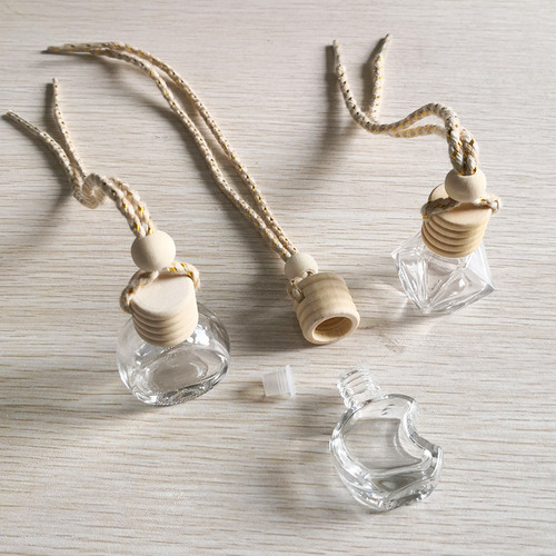 Car perfume bottle, car aromatherapy empty bottle, creative car pendant, perfume pendant, hanging car essential oil pendant