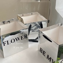 方型圣诞银色镜面手提袋烫金工艺防水防尘鲜花花束礼品袋时尚现货