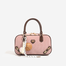 С���OӋ����g�����ʿ�D�μ�б���ͨ�ڰٴ�ײɫ��������Ů��