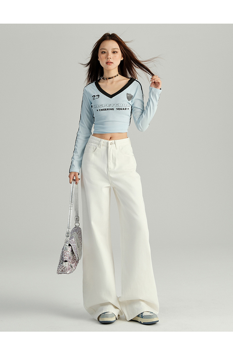 Jeans femme taille haute et jambes larges coupe droite chic_voghion.com