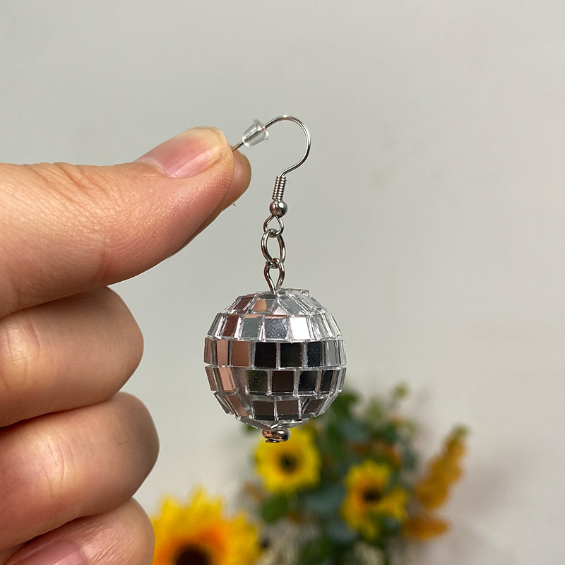 Pendientes bola de discoteca pendientes bola láser 2024 nuevos pendientes de bola de mosaico de Amazon transfronterizo