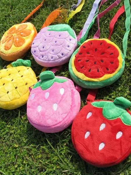 Factory Direct Sales Medium-Sized Simulated Fruit Strawberry Grape Pineapple Orange Boys and Girls Children's Plush Crossbody Bag