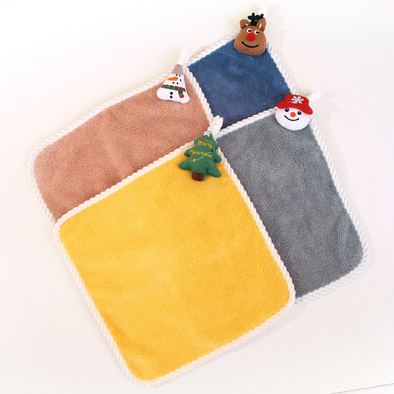 New Warp Knitted Coral Fleece Santa Claus Wipe Hand Towel Soft Cute Hanging Kitchen Square Towel Wipe Wholesale New Warp Knitted Coral Fleece Santa Claus Wipe Hand Towel Soft Cute Hanging Kitchen Square Towel Wipe Wholesale
