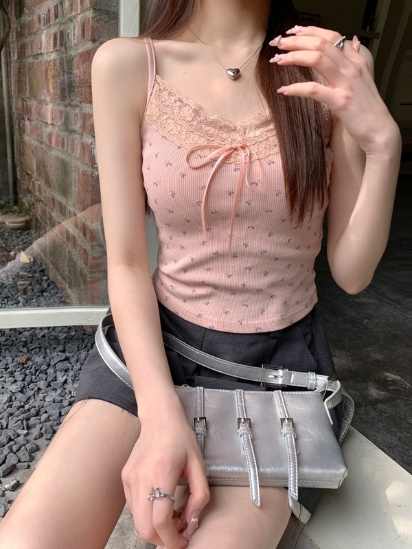甜美碎花小熊吊带背心女装秋季辣妹蕾丝花边内搭外穿修身无袖上衣|undefined