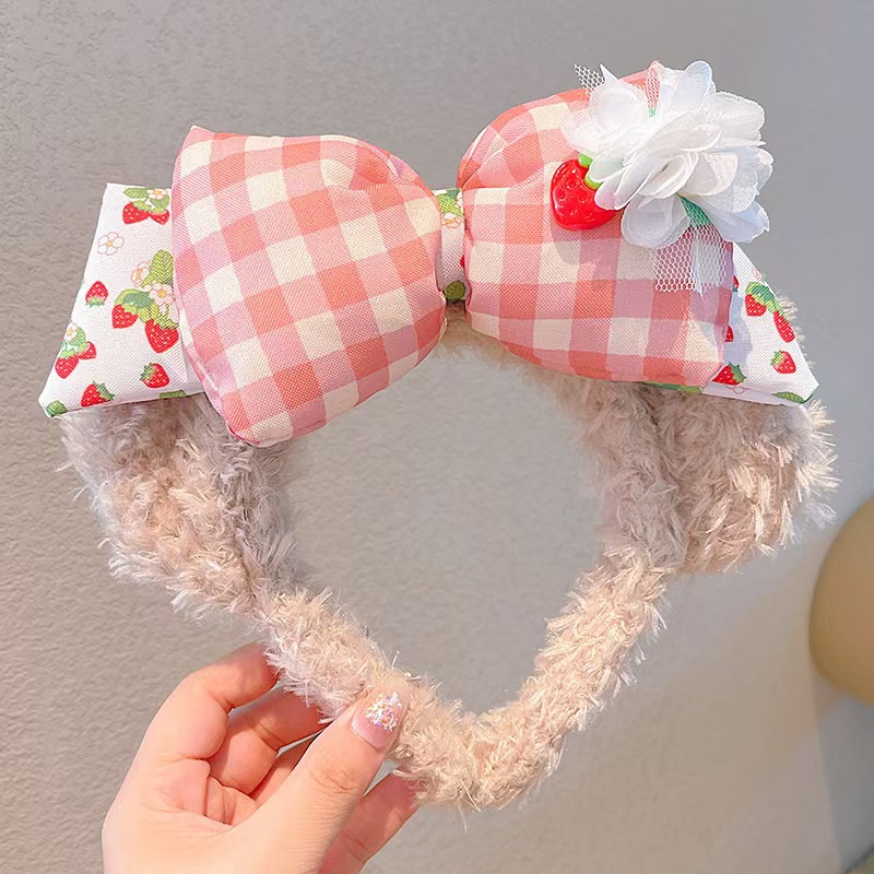 Nuevo hermoso amor tridimensional oso cabello red de peluche rojo dibujos animados orejas lavar la cara cabello red adornamiento para el cabello rojo al por mayor