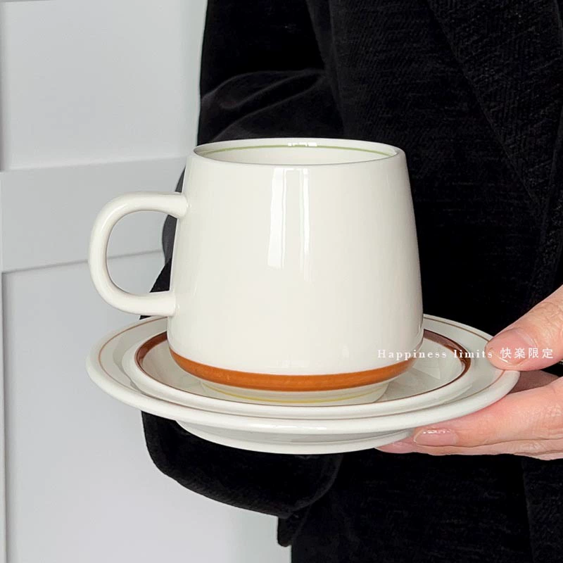 Корейский набор посуды в стиле нормкор: кружка, блюдце, плоская тарелка, миска, кружка с трубочкой, высокотемпературная керамика