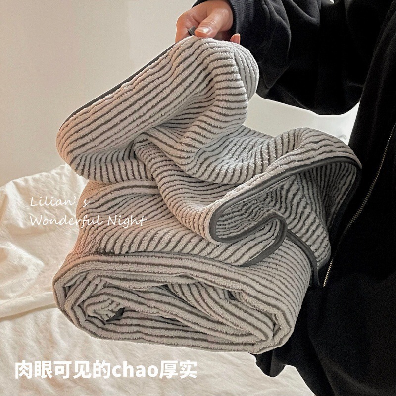 High-quality, thick bath towels, large size, set of two, bamboo charcoal gray, for home use High-quality, thick bath towels, large size, set of two, bamboo charcoal gray, for home use