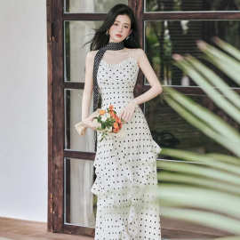 女装2026夏季十三行法式杏色波点吊带裙海边度假风连衣裙A字长裙