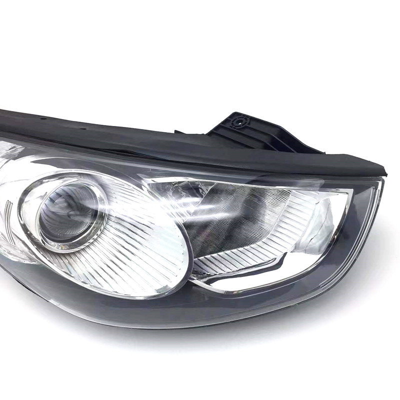 Applicable to 09-12 Beijing Hyundai iX35 headlight assembly old iX35 headlight head lighting original