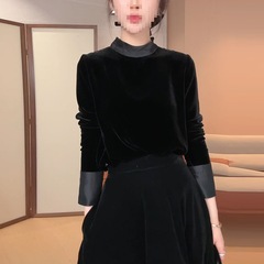 新中国式の黒いベロアのシャツの女性2025春秋の新型の高級な洋気のシャツの高級な独特な立襟の上着