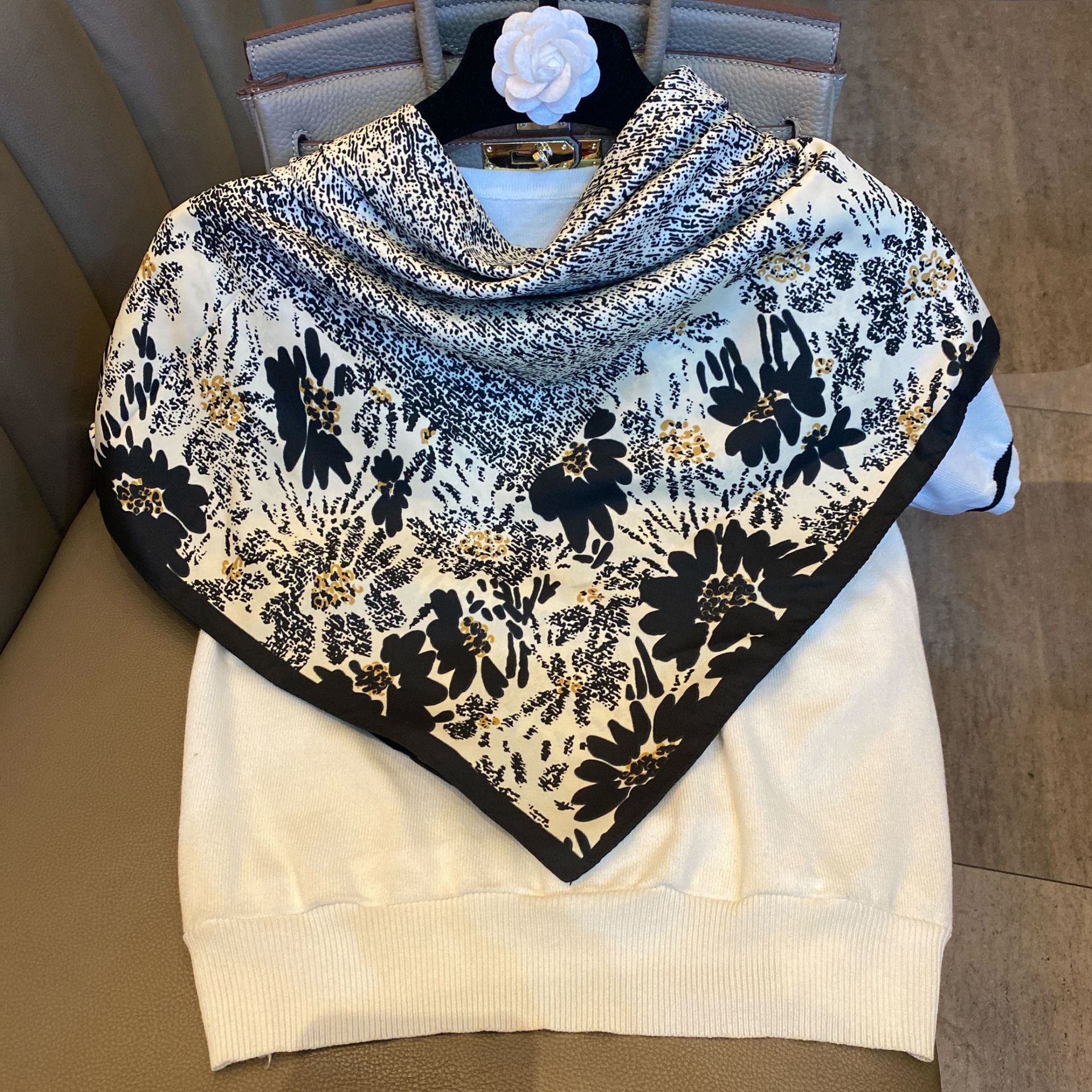 85g Weight Scarf Classification Women's Simple Style Color Block Polyester Printing Scarf