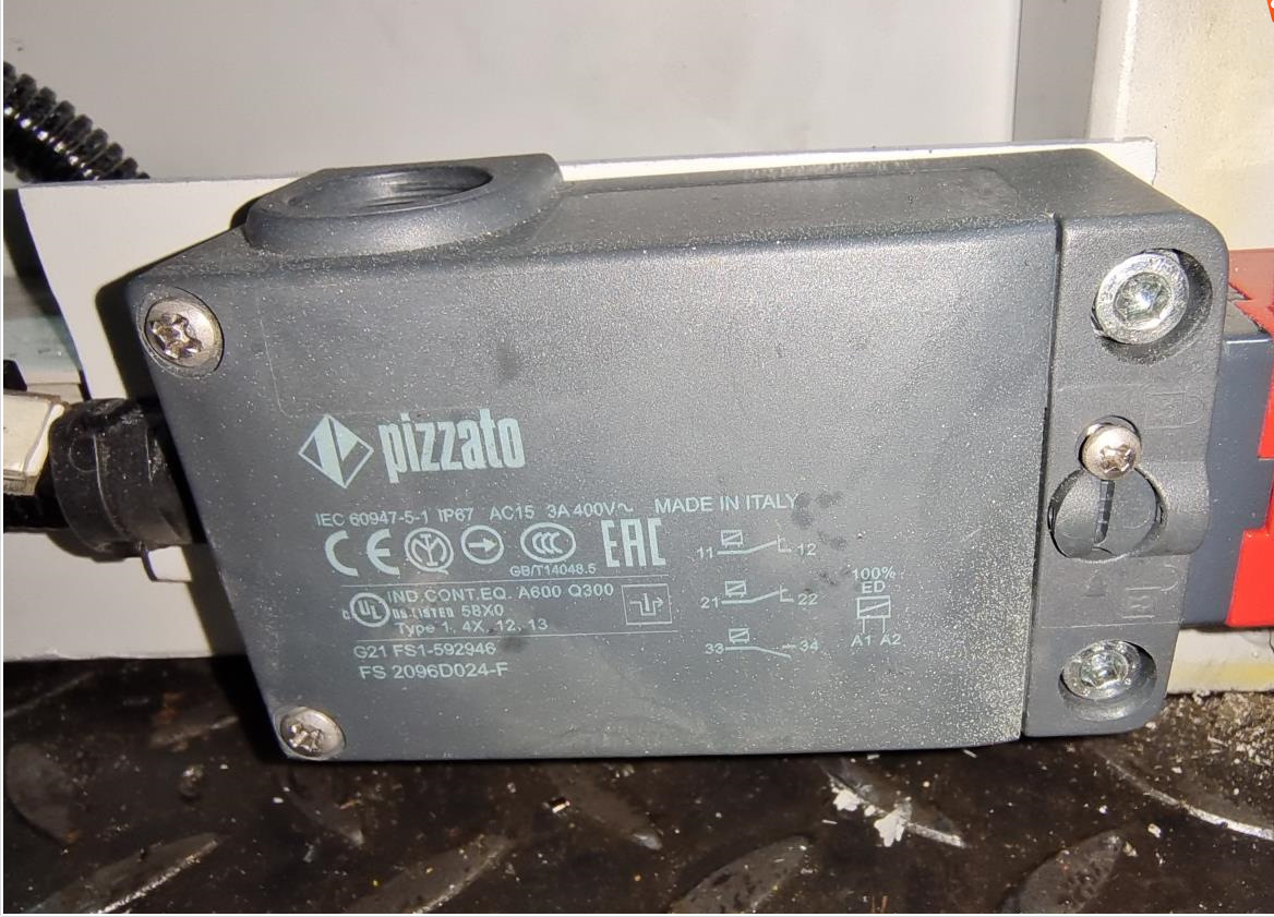 意大利pizzato皮扎托限位开关FS 2096D024-F7部分型号现货