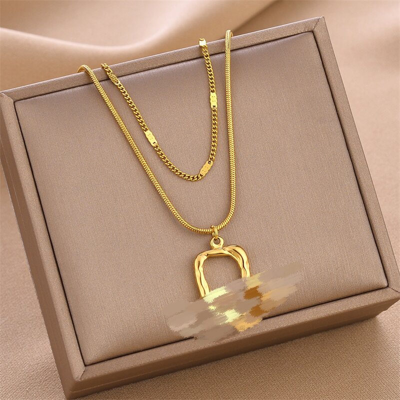 Collar de acero de titanio para mujeres simple y versátil estilo ligero de lujo nicho diseño de alta calidad no decoloración joyería de cadena de clavícula al por mayor