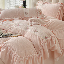 ���������L��ɫţ�̽q�����ļ���ɺ�����m�q��õ�廨���״��δ�Ʒ