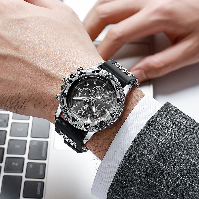 Nueva moda casual reloj de cuarzo de cristal de luz azul deportes dial grande falso reloj de hombre de temperamento de negocios de tres ojos