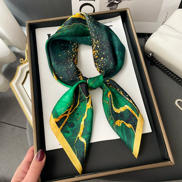Golden Years 70 Silk-Black and Green