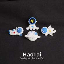 �ɰ���̫ͨ���Ա����������»���ѧ���·���������װ��С��Ʒ