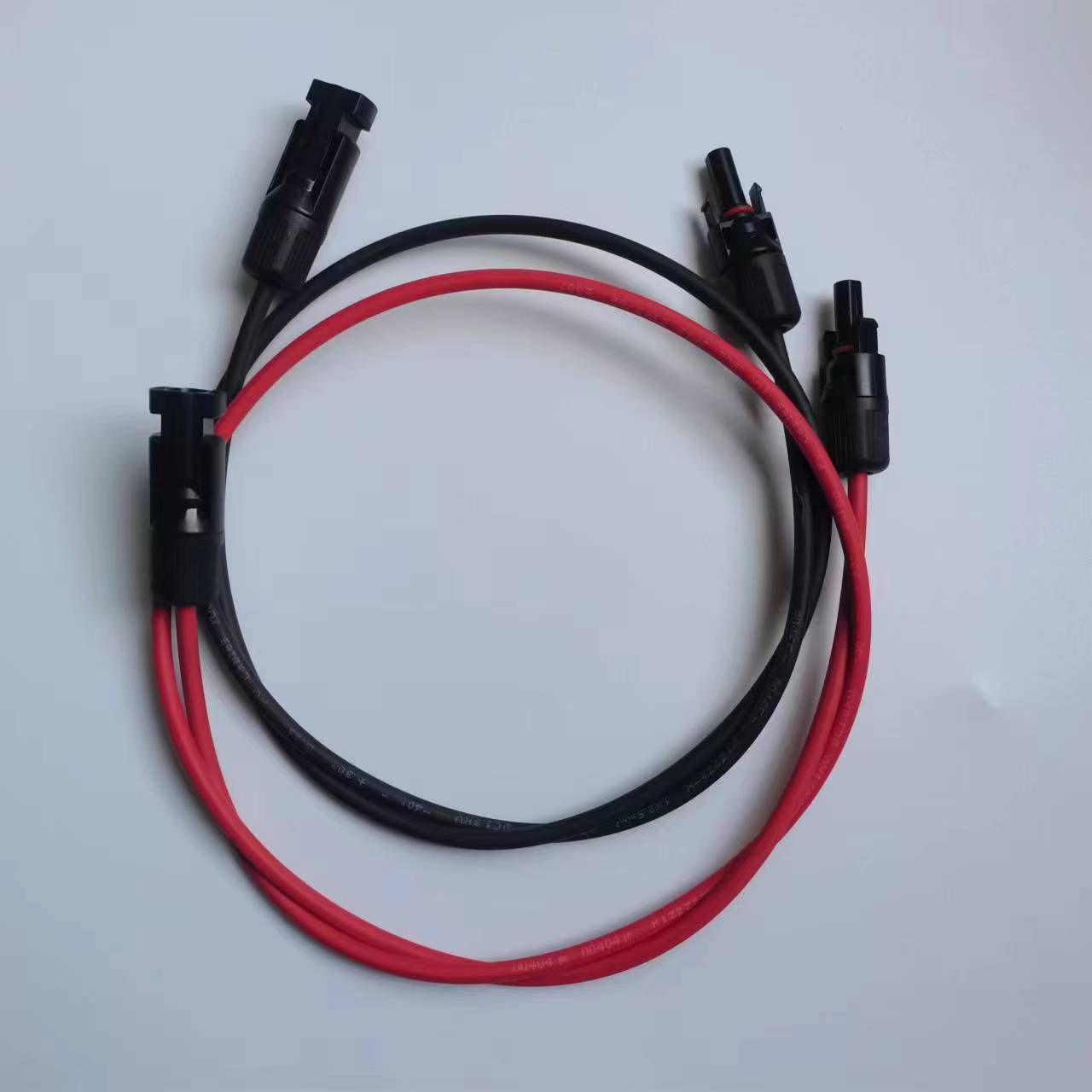 光伏延长线2.5平方  4平方 6平方红黑光伏接线端子线