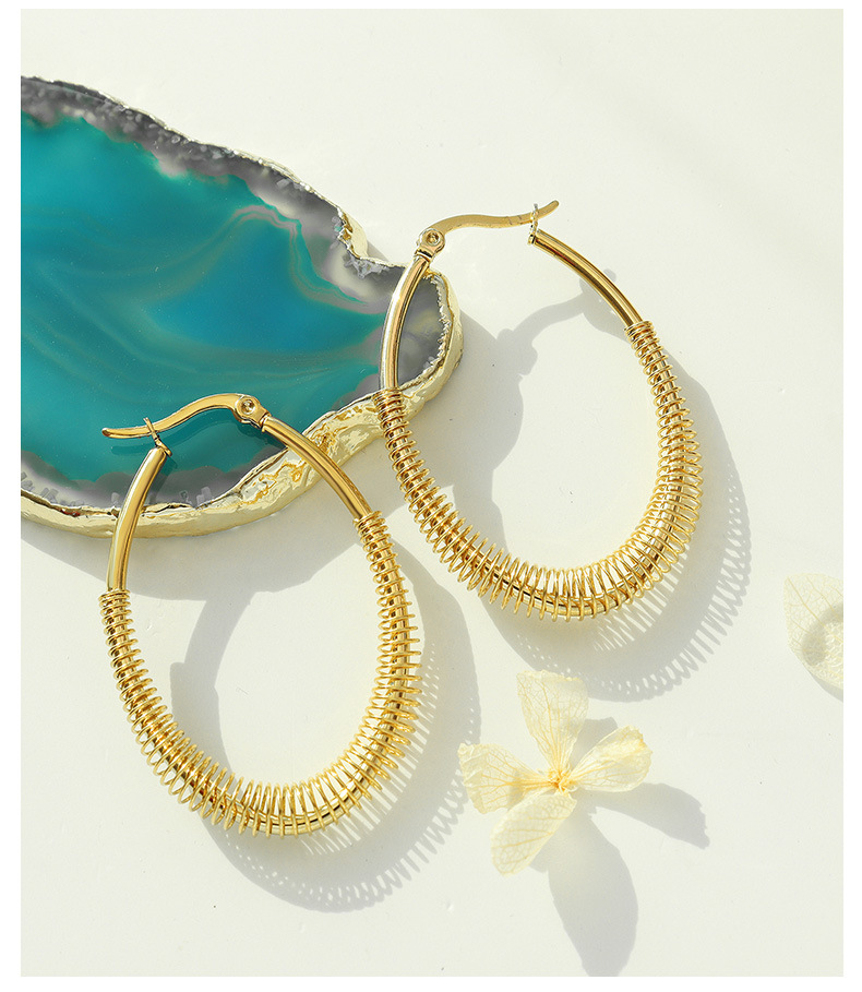 Simple retro oval geometric spring U-shaped titamium steel earrings