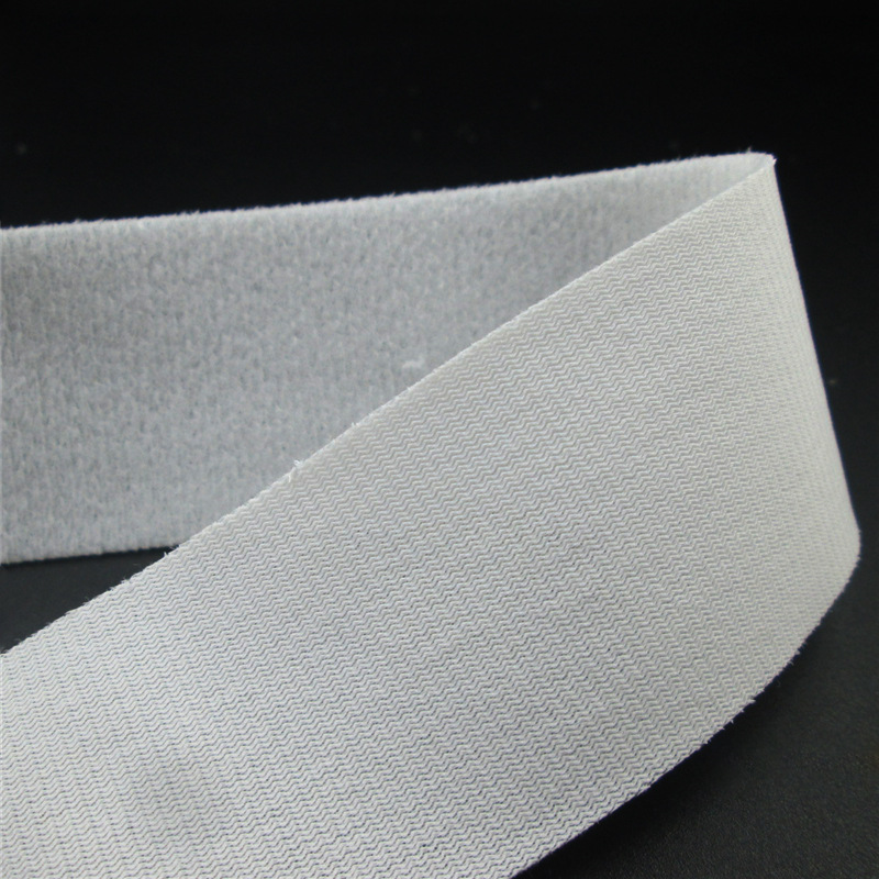 �����ڰ������ħ����Ӥ�����޲��ܽ���͸������������ӫ����ĸ��