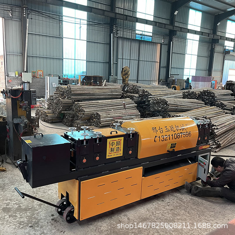 圆管铁管除锈抛光机全新钢管调直机脚手架钢管调直除锈刷漆机