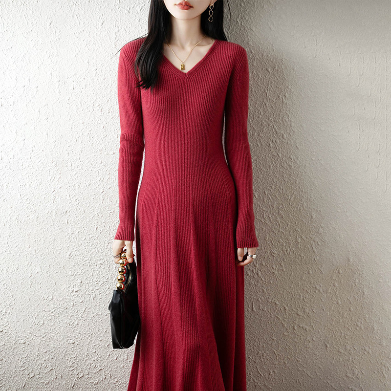2025 New Autumn and Winter Pure Wool V Neck Knitted Dress Long-Sleeved Women's Pure Color Slimming Look Warm Long Skirt