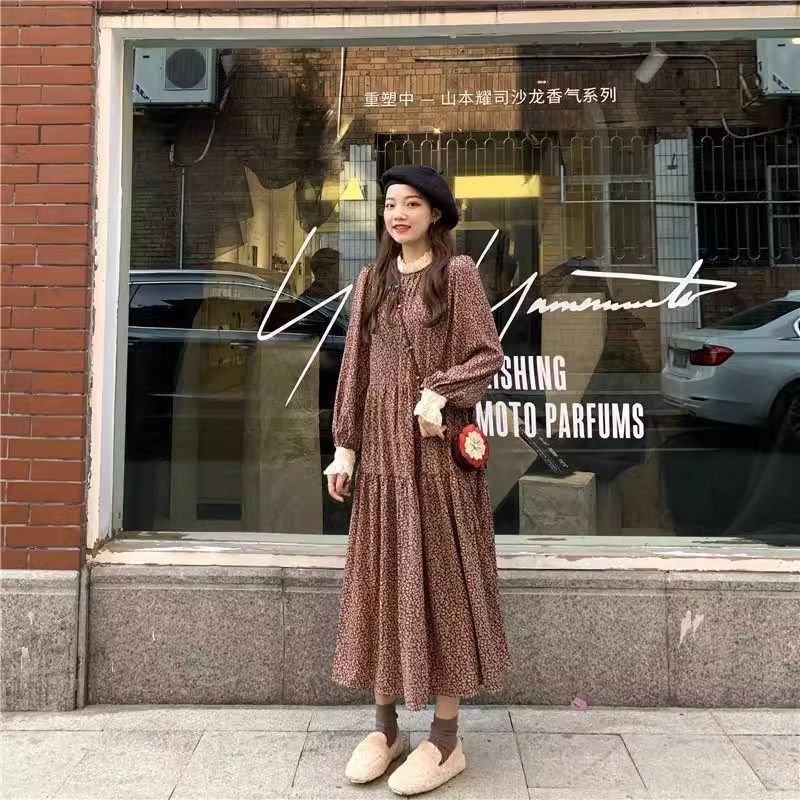 碎花蕾丝拼接长袖秋冬季新款复古法式女装梗裙宽松内搭打底连衣裙|undefined