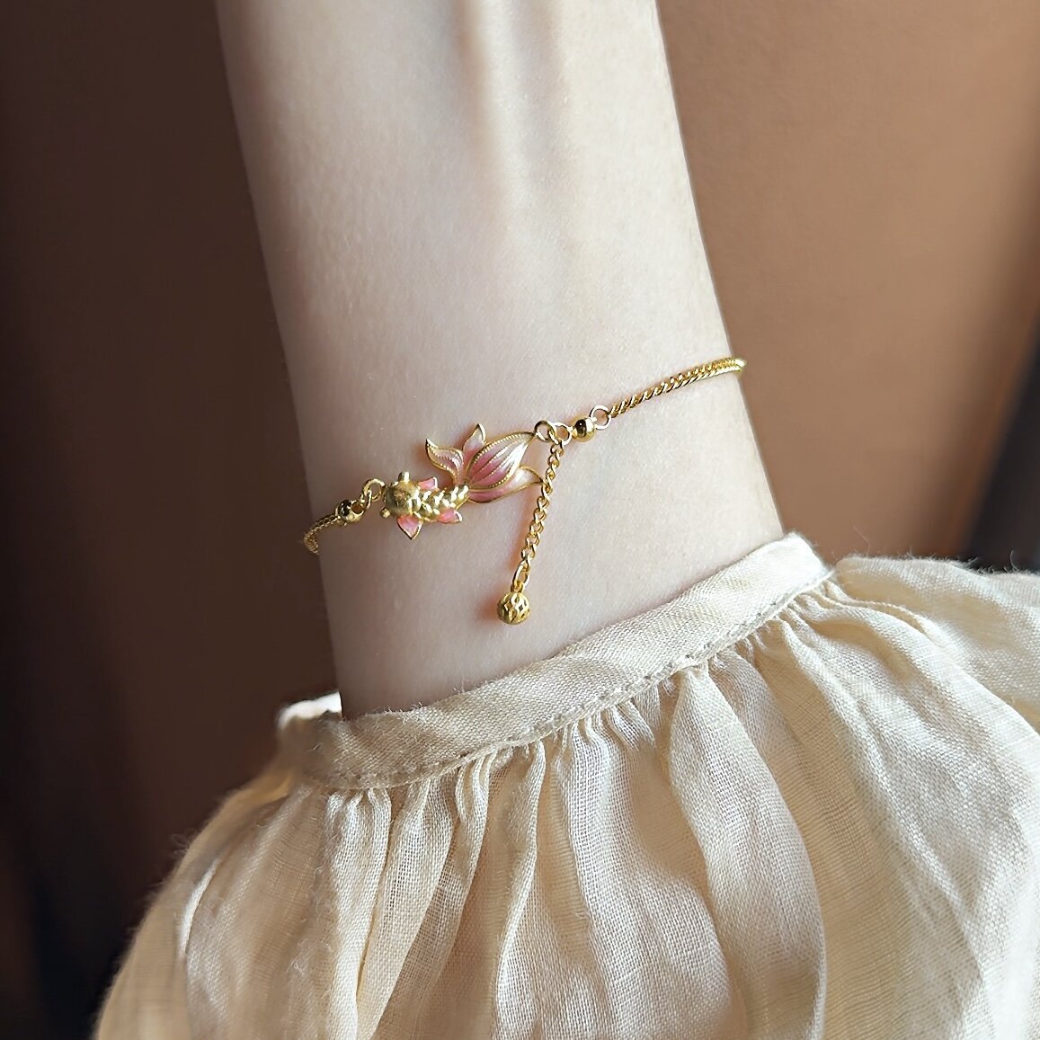 Pure Silver 999 Enamel Goldfish Bracelet Sterling Silver Gold-Painted Lucky Koi High-End Gift for Girlfriend and Valentine's Day