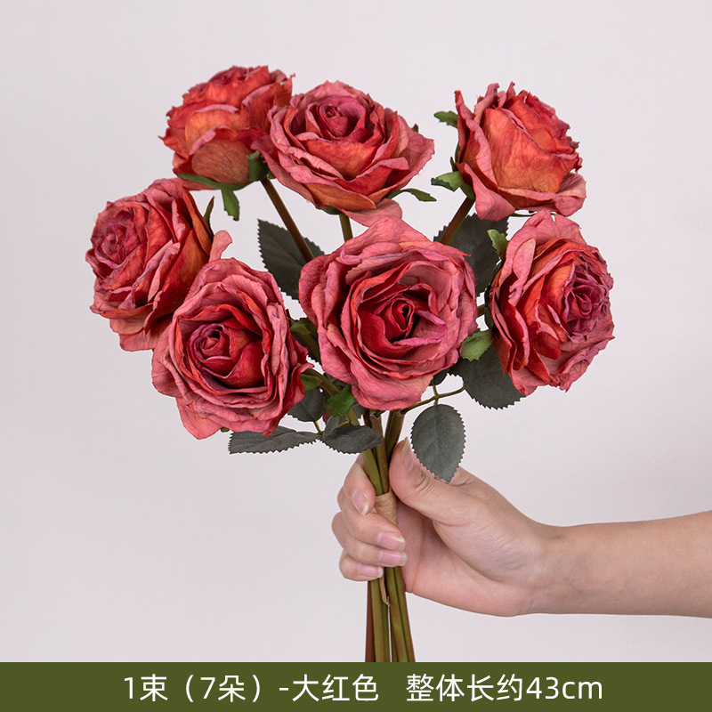 Rosas de seda de imitación de flores de lichia rosa mano ramo de flores decoración interior europea flores falsas