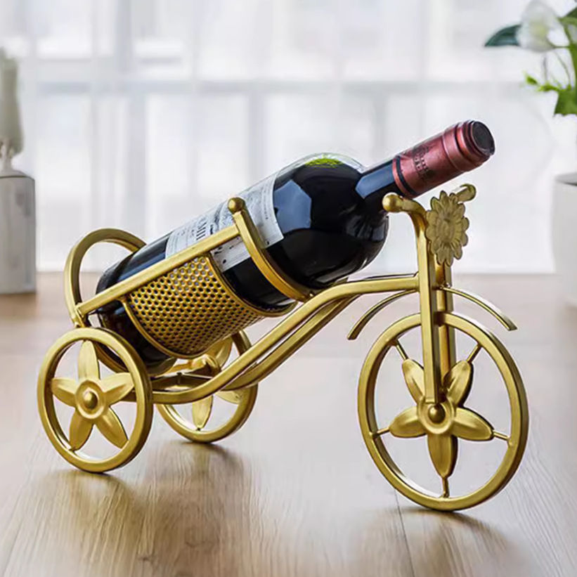 Fabricantes al por mayor armarios de vino de estilo europeo creativos armarios de vino domésticos armarios de botellas de vino estantes de vino de arte de hierro estantes inclinados de estilo retro de lujo ligero