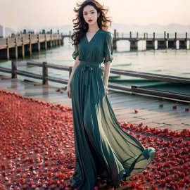 洋气到脚踝长款海边拍照长裙2026新款绿色连衣裙女夏季雪纺沙滩裙