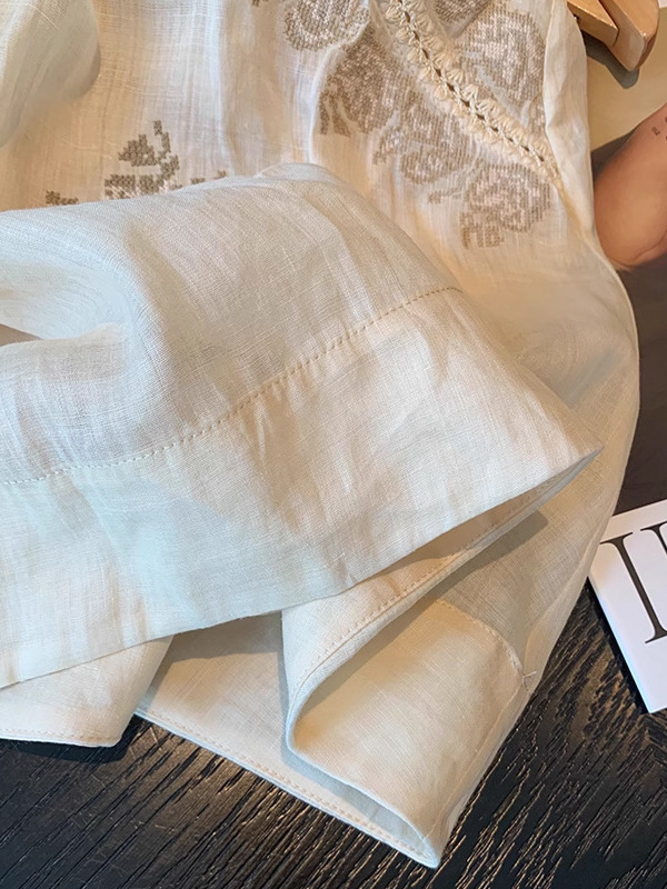 花の刺繍の亜麻の袖なしの丸首のベストの女性の夏の新型のデザイン感の小さい大衆の復古の怠惰な気質の薄い上着|undefined